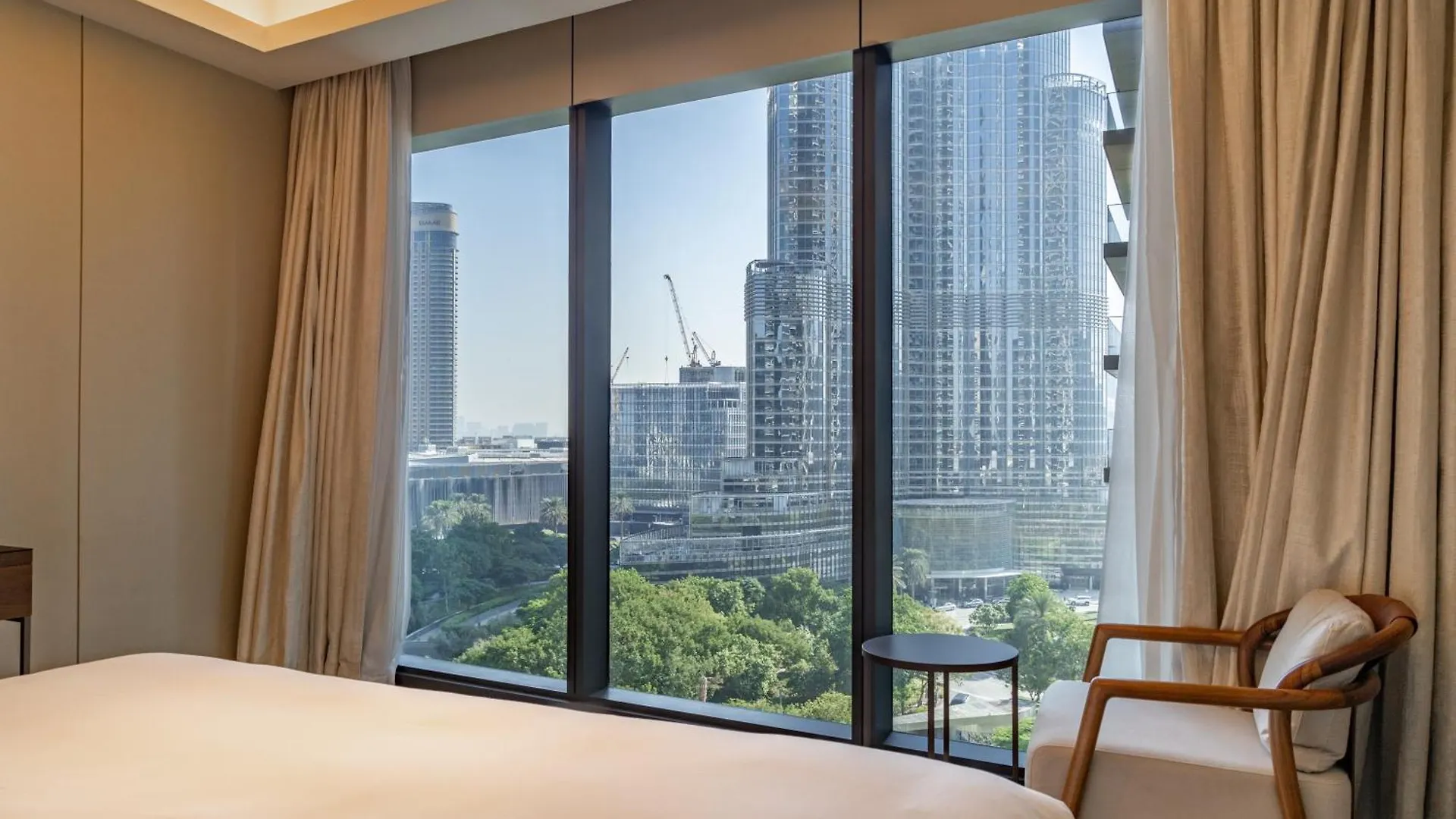 Opera 3Br - 5 Mins To Dubai Mall With Burj View By Bms