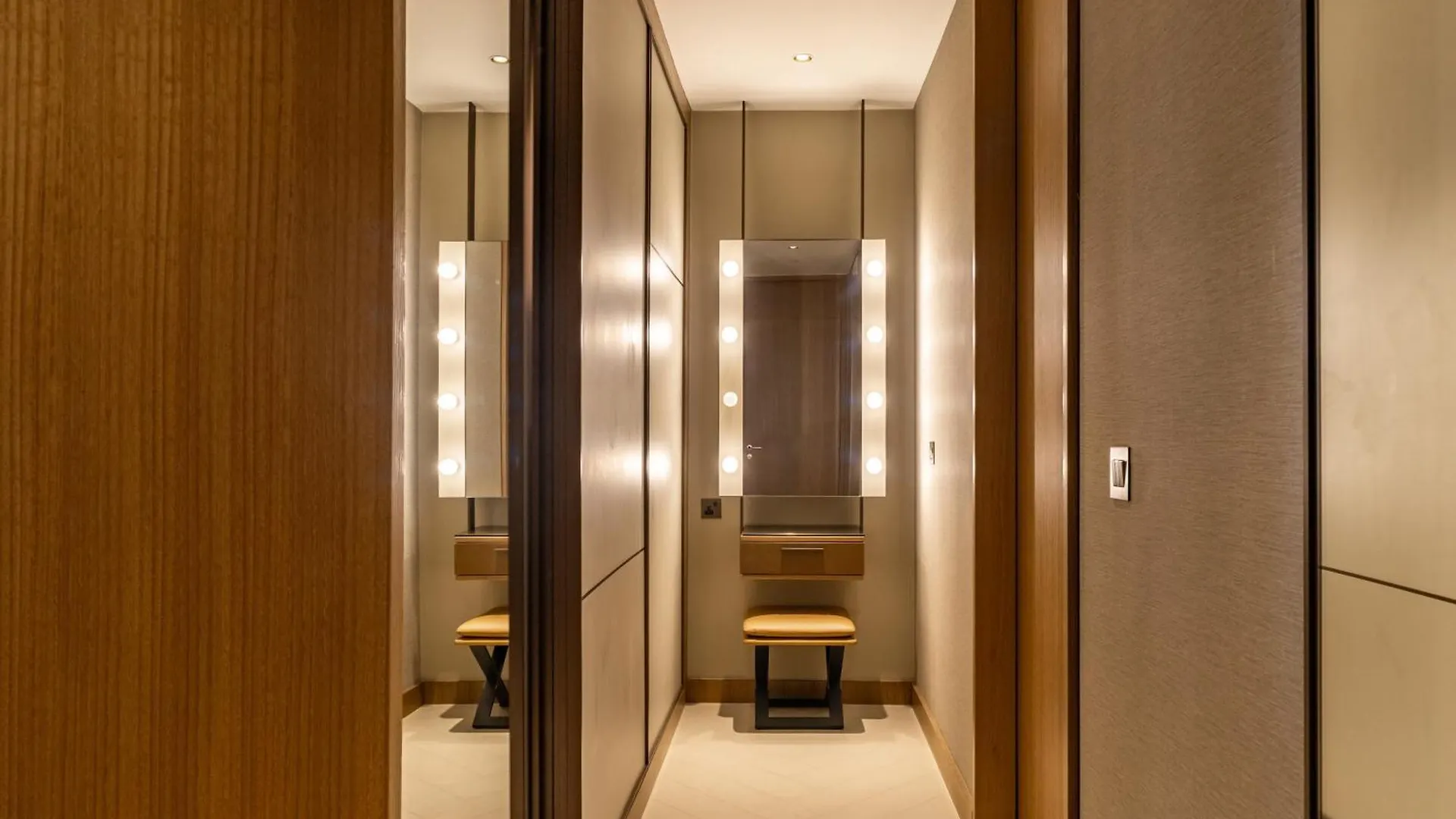 Opera 3Br - 5 Mins To Dubai Mall With Burj View By Bms Apartmán